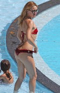 Kate Hudson in red bikini