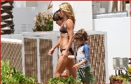 Kelly Ripa in bikini