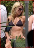 Kelly Ripa in bikini