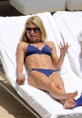 Kelly Ripa in bikini
