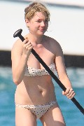 Michelle Williams in bikini