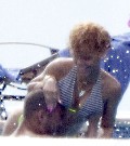 Rihanna in Rihanna Gets Her Ass Squeezed 
