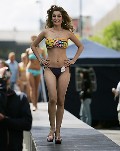 380x480, 40 KB, Negar_Khan-topless_catwalk-001.jpg