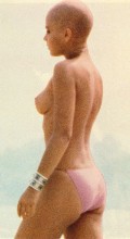 413x759, 58 KB, ornella_muti-La__Ragazza_di_Trieste-001.jpg