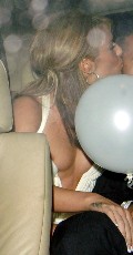 712x768, 59 KB, cheryl_tweedy-nip_slip-001.jpg