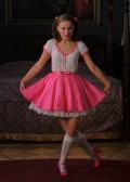 242x339, 15 KB, natalie_porman-V_For_Vendetta-001.jpg
