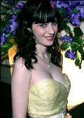 250x350, 34 KB, zooey.jpg