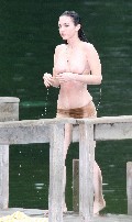 1024x768, 81 KB, megan_fox-topless-2008-05-004.jpg