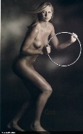 581x768, 51 KB, 05348_Penny_Taylor5_122_700lo.jpg