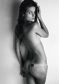 393x554, 37 KB, Isabeli_Fontana-Mario_De_Janeiro_Testino-01.jpg