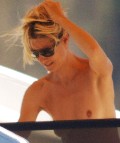 803x768, 64 KB, heidi_klum_paparazzi_04-01.jpg