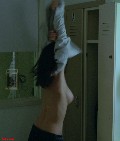 916x768, 66 KB, eliza_dushku_-alphabet_killer-1080p-005.jpg