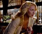 975x768, 145 KB, Katherine_Heigl_The_Ugly_Truth_1080p-04.jpg