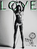 913x768, 73 KB, naomi-campbell-2010-02-01a.jpg