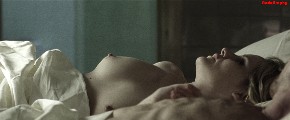 1024x542, 72 KB, Jennifer_Jason_Leigh_The_Machinist_1080p-04.jpg
