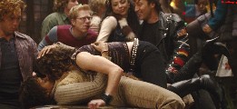 1024x768, 229 KB, Idina_Menzel_Rent_1080p-01.jpg