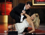 508x390, 39 KB, Kristin_Chenoweth_the_64th_annual_tony_awards_-720p-04.jpg