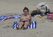 1024x768, 206 KB, kellybrook_toplesscandids_03.jpg