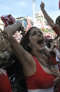 668x768, 98 KB, Larissa_Riquelme-soccer_fan-2010-06-11.jpg