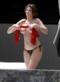 306x423, 23 KB, Stephanie_Seymour_StBarts_3.jpg