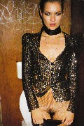 677x768, 151 KB, Kate_Moss_by-Mario_Testino-02a.jpg