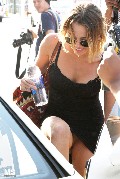 1024x768, 96 KB, Miley_Cyrus_upskirt-2012-04-01a.jpg