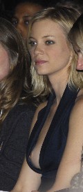 558x768, 54 KB, Amy_Smart_reveals_her_nipple_2008-02-01.jpg