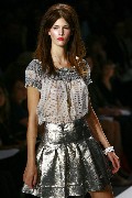 800x768, 102 KB, kendra_spears_Verrier_SS_09_NY_2008-09-02.jpg