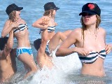 1024x768, 167 KB, zn-MiB-ASX302-Avril-Lavigne.jpg