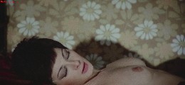 1024x768, 196 KB, Edwige_Fenech_Nude_per_l_assassino_1080p-06.jpg