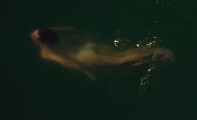 902x548, 32 KB, Mia_Wasikowska_-_Tracks-03.jpg