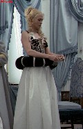 670x768, 77 KB, Faye_Dunaway_Four_Musketeers_1080p-04.jpg