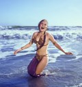 1024x768, 112 KB, carrie_fisher_bikini-01a.jpg
