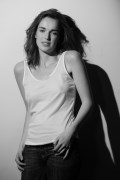 1024x768, 44 KB, Elizabeth-Henstridge-see_through-01.jpg