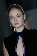 798x768, 46 KB, Sophie_Turner_sexy_at_Louis_Vuitton_Show_at_Paris_Fashion_Week-01.jpg
