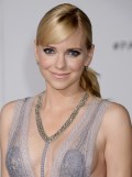 894x768, 83 KB, Anna_Faris_Passengers_premiere_in_LA-02.jpg