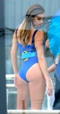 633x768, 62 KB, Gisele_Bundchen_swimsuit_photoshoot_BTS_in_Rio_de_Janeiro.jpg
