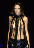 961x768, 60 KB, James_King_for_Alexander_McQueen_RTW_Paris_Spring_1998-01a.jpg