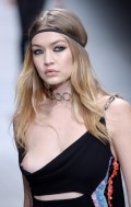 1024x768, 67 KB, Gigi_Hadid_boob_flash_-06.jpg