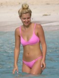897x768, 61 KB, Ava_Sambora_-_Bikini_Beach_Fun_in_St_Barts_-01a.jpg