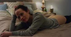 1024x664, 90 KB, Elizabeth_Reaser_–_Easy_s01e01_-01.jpg