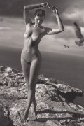 800x768, 100 KB, Maryna_Linchuk_photo_shoot_by_Photographed_by_Vincent_Peters-01a.jpg