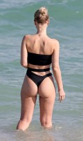 705x768, 56 KB, Bianca_Elouise_wears_a_two_piece_black_bikini_on_a_beach_in_Miami-01.jpg