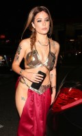727x768, 74 KB, halsey_as_princess_leia-02.jpg