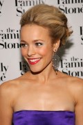 798x768, 82 KB, Rachel_McAdams-nip_slip-2005_12-003.jpg