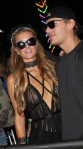 666x768, 77 KB, Paris-Hilton-See-Through_2017-04-01.jpg