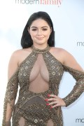 800x768, 102 KB, Ariel_Winter_busty_at_Modern_Family_Special_Emmy_Screening-01.jpg