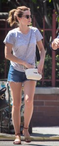 487x768, 56 KB, Emma_Watson_spotted_out_and_about_in_New_York_City_-01.jpg