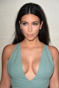 799x768, 79 KB, kim_kardashian_paris_fw-01.jpg