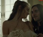 1024x768, 87 KB, Noemie_Schmidt_Versailles_S01E01-_1080p_03.jpg